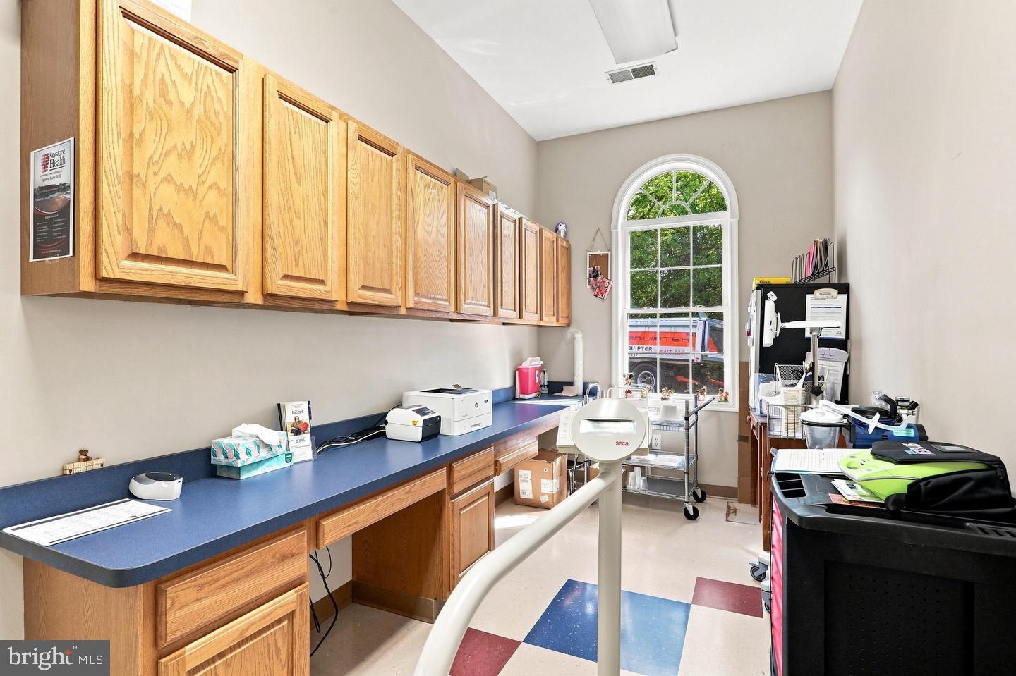 12104 Buchanan Trl E Property Photo 16