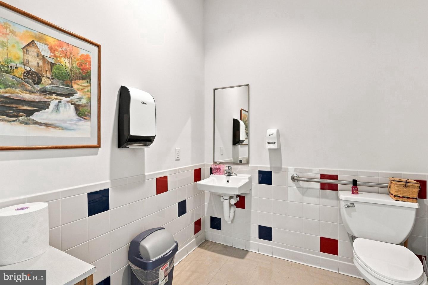 12104 Buchanan Trl E Property Photo 29