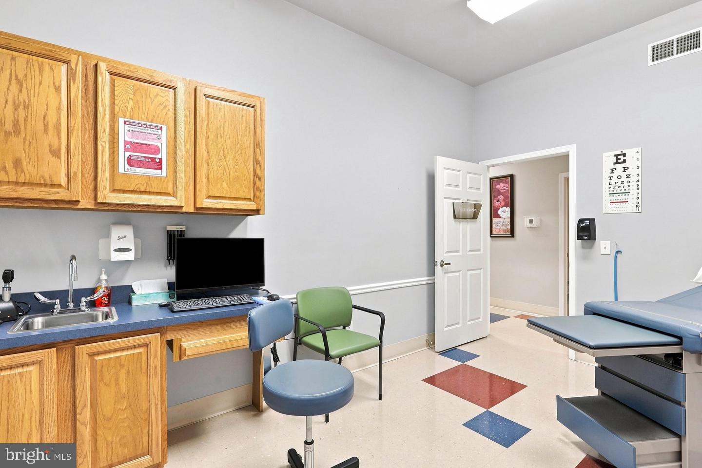 12104 Buchanan Trl E Property Photo 31
