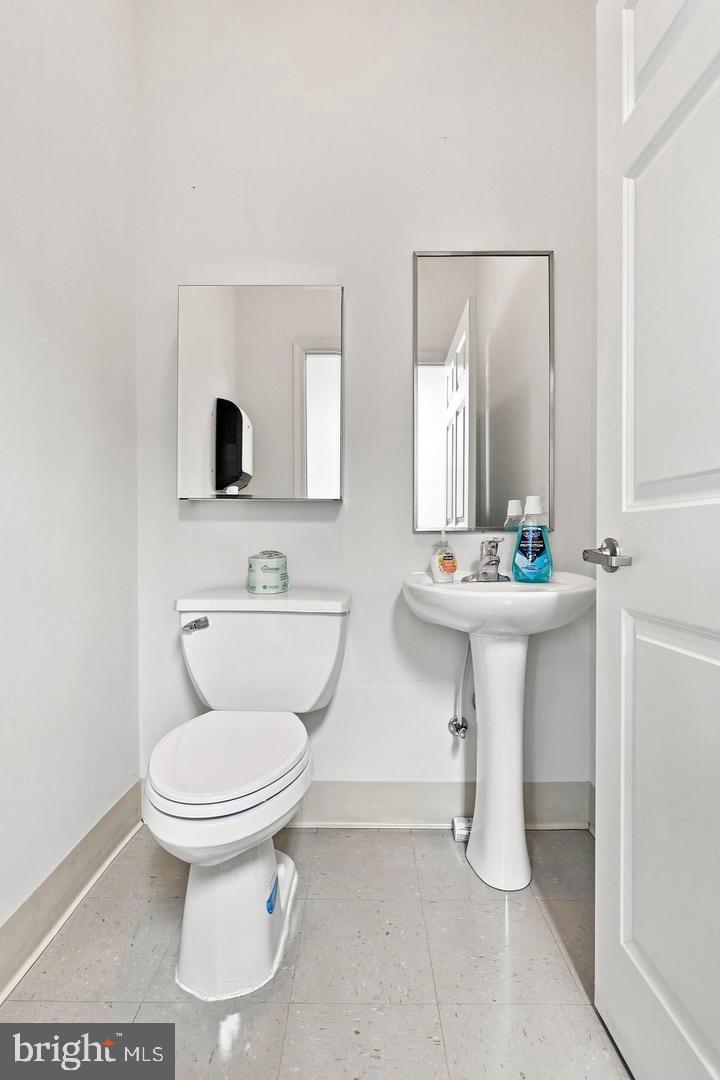 12104 Buchanan Trl E Property Photo 36