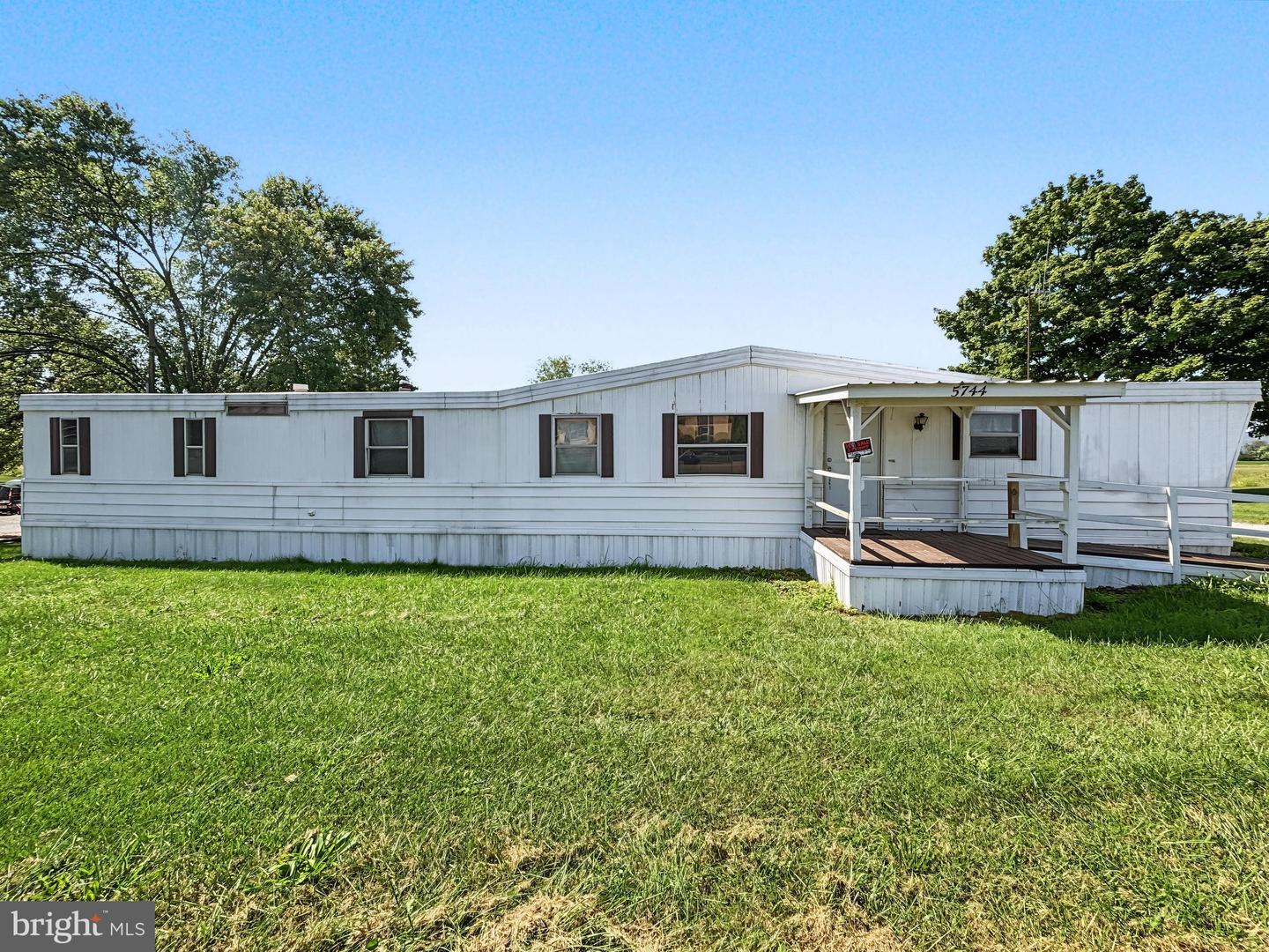 5744 Jack Rd Property Photo 1