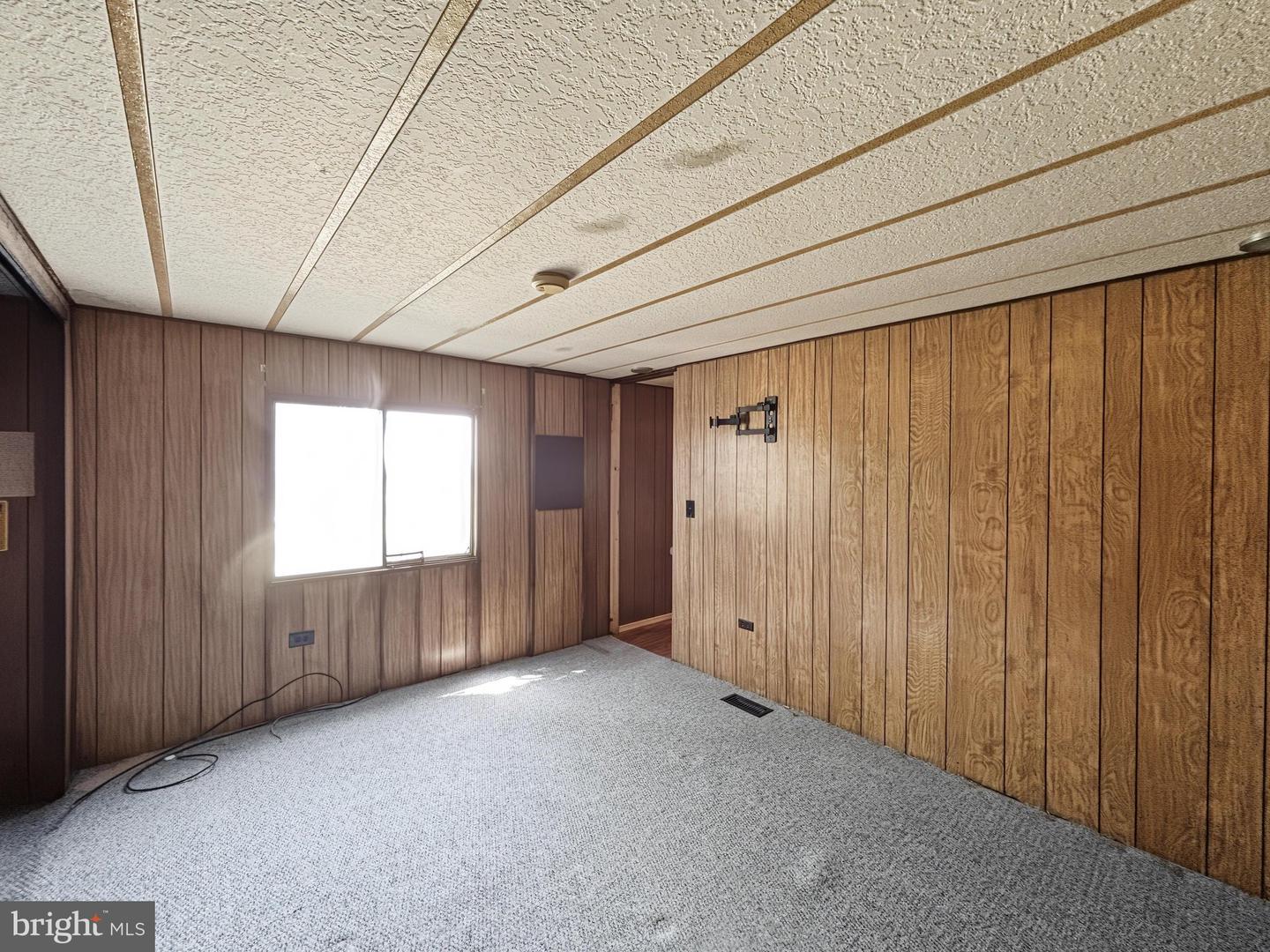 5744 Jack Rd Property Photo 9