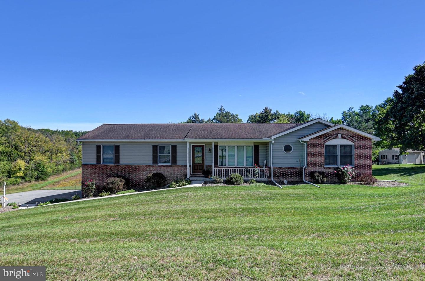 3715 Hazel Dr Property Photo 2