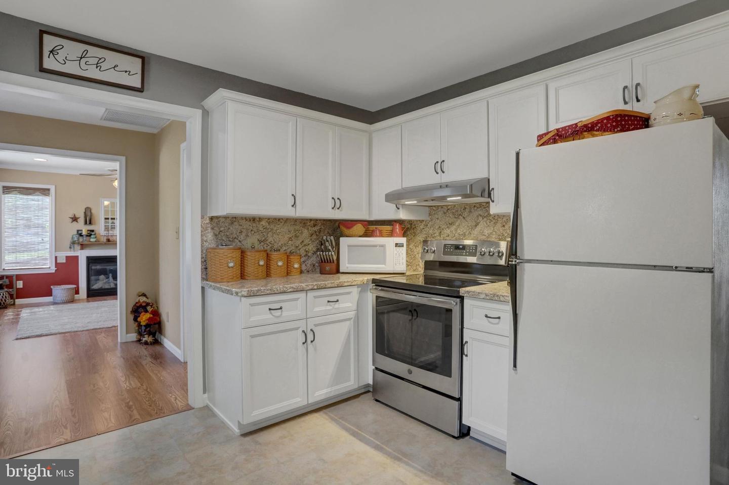 3715 Hazel Dr Property Photo 14