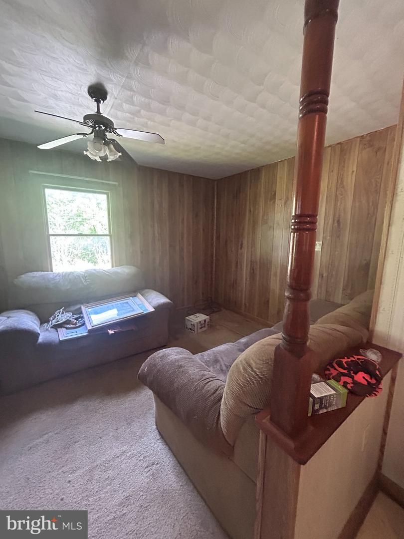 17738 Amberson Rd Property Photo 28