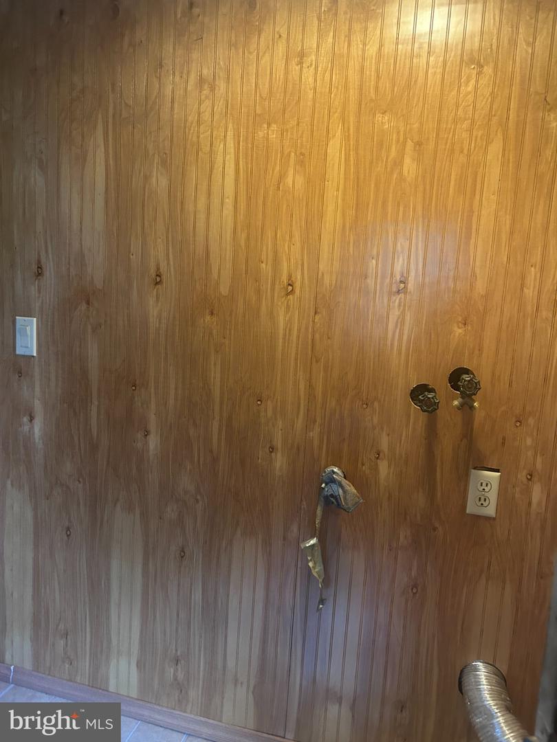 17738 Amberson Rd Property Photo 29