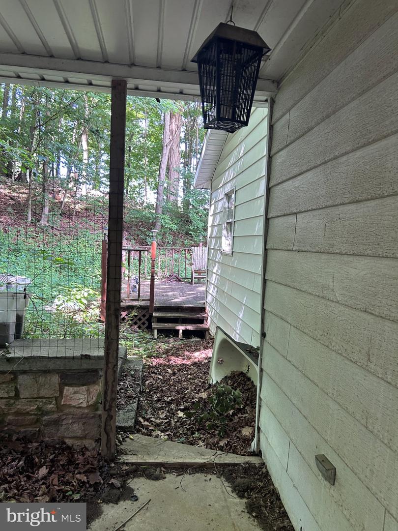 17738 Amberson Rd Property Photo 36