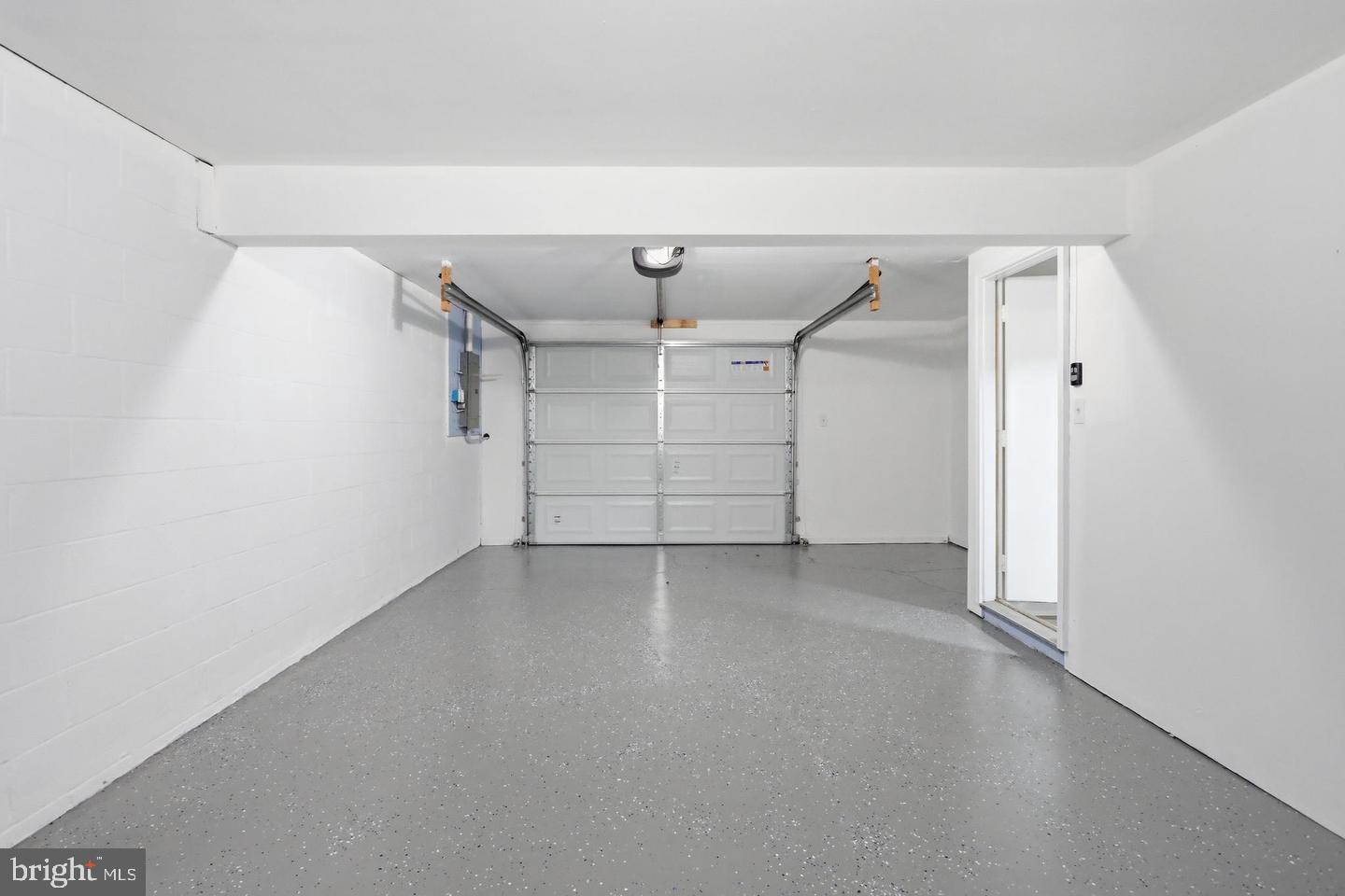 1464 Hollywell Ave Property Photo 11