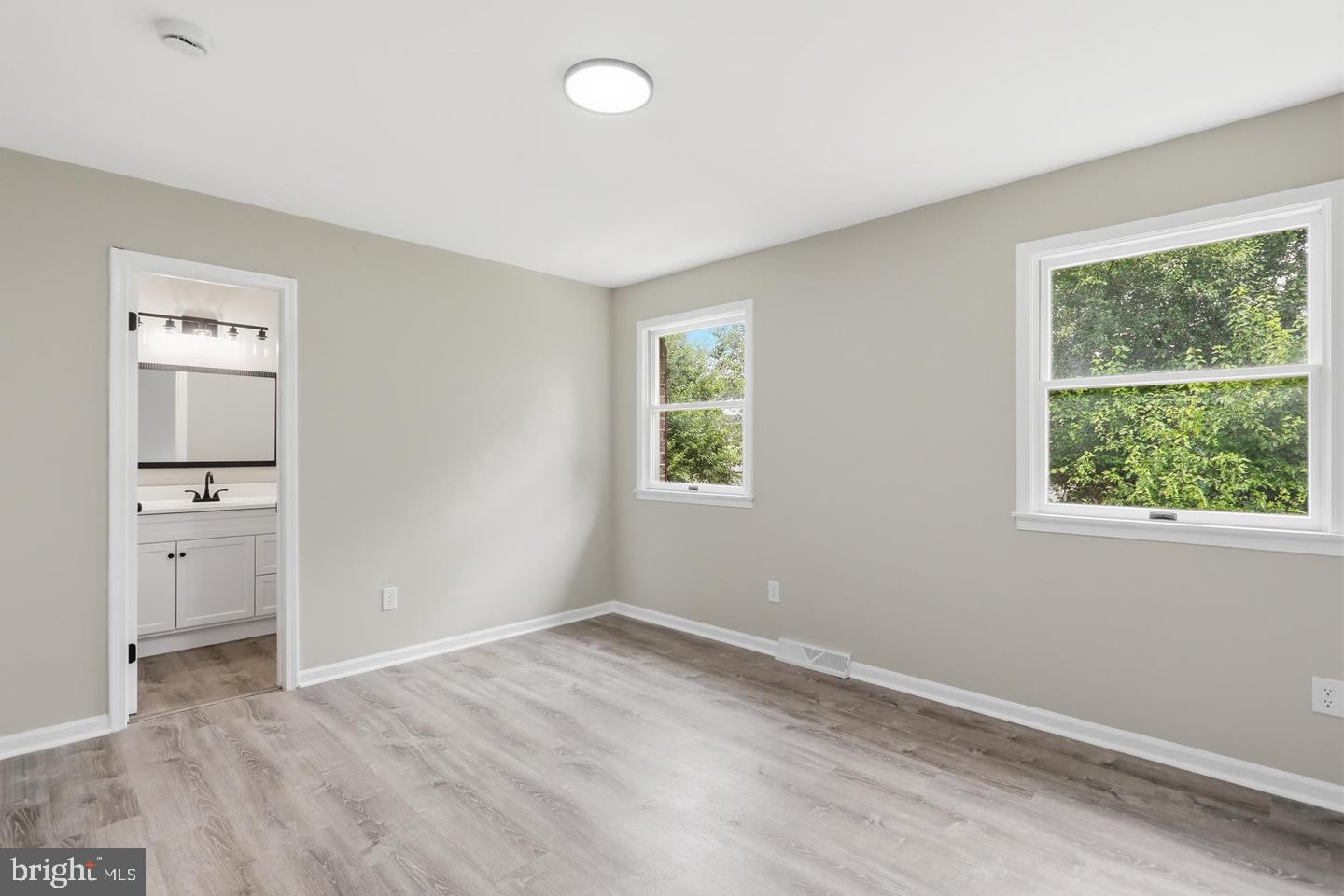1464 Hollywell Ave Property Photo 14