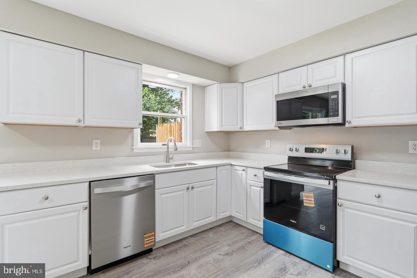 1464 Hollywell Ave Property Photo 34