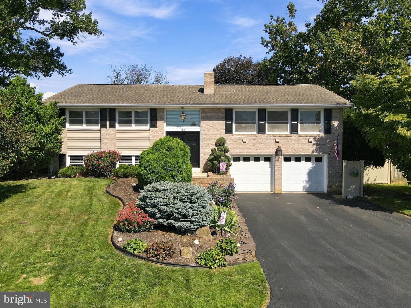 155 HARVEST LN Property Photo 1