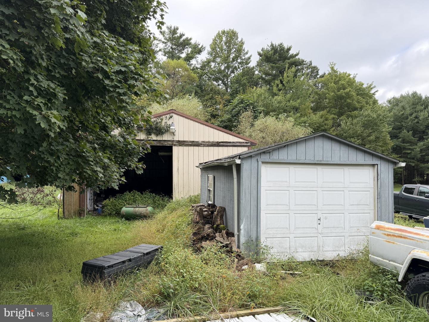 11682 Loop Rd Property Photo 2