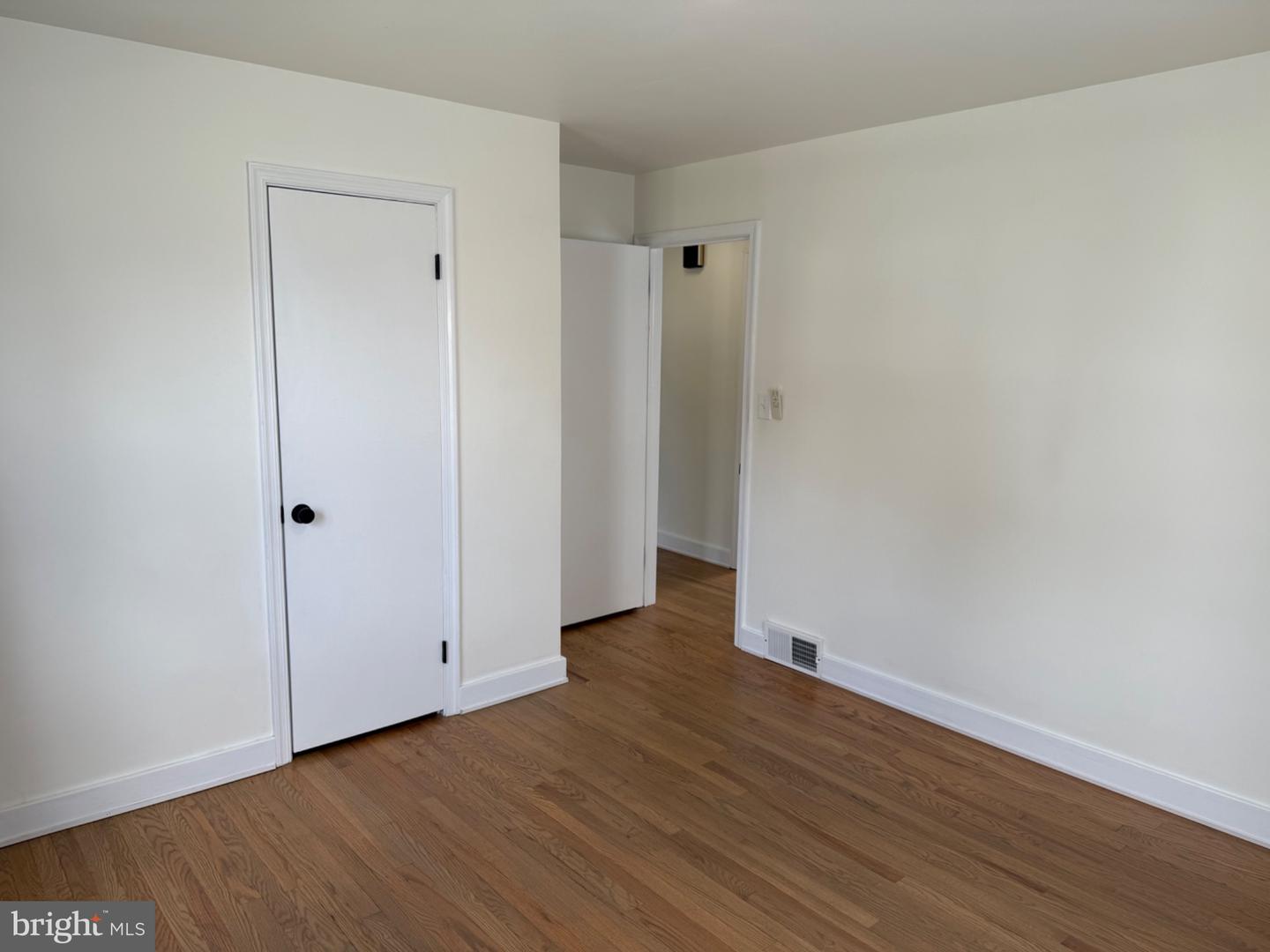 1012 S Coldbrook Ave Property Photo 17