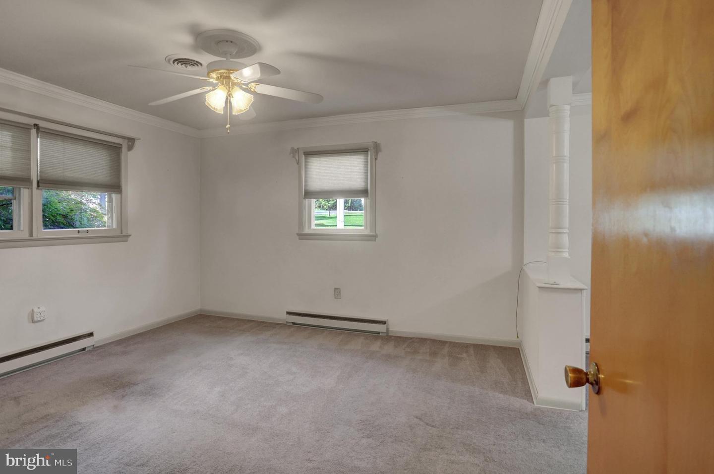 565 Lindia Dr Property Photo 16