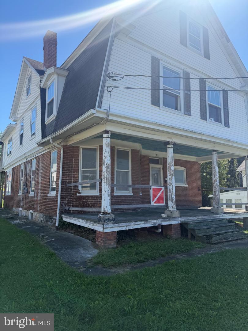 133 N Franklin St Property Photo 1