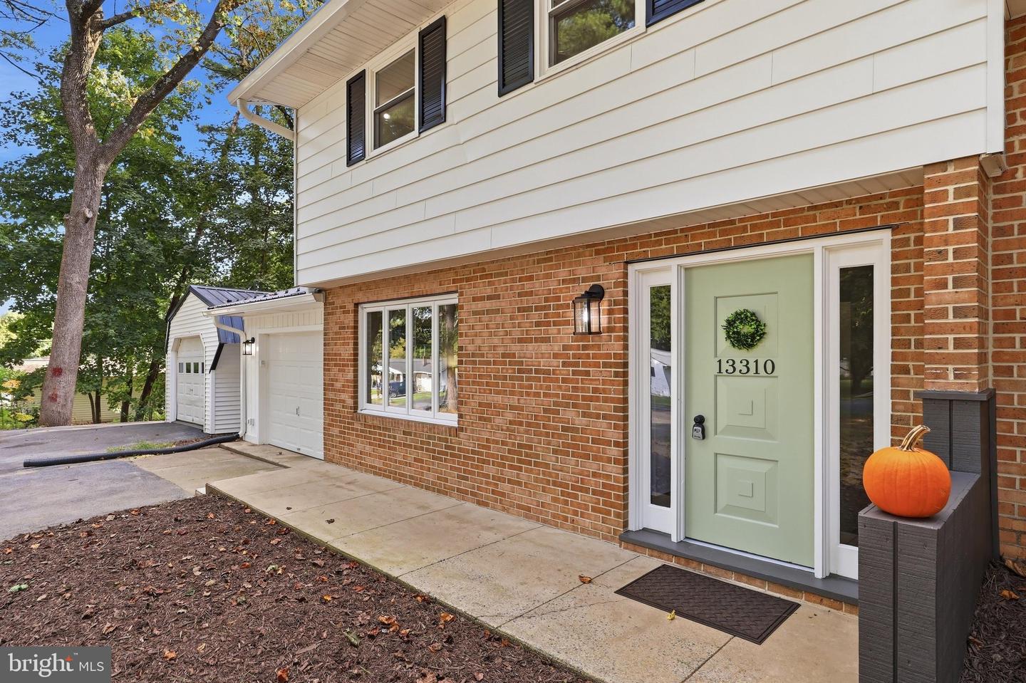 13310 North Ave Property Photo 4