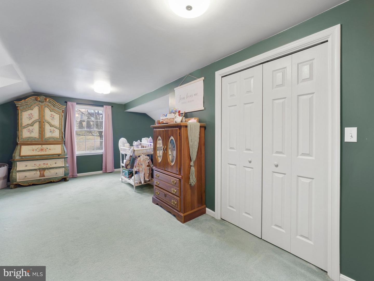 155 Ash Spring Ct Property Photo 17