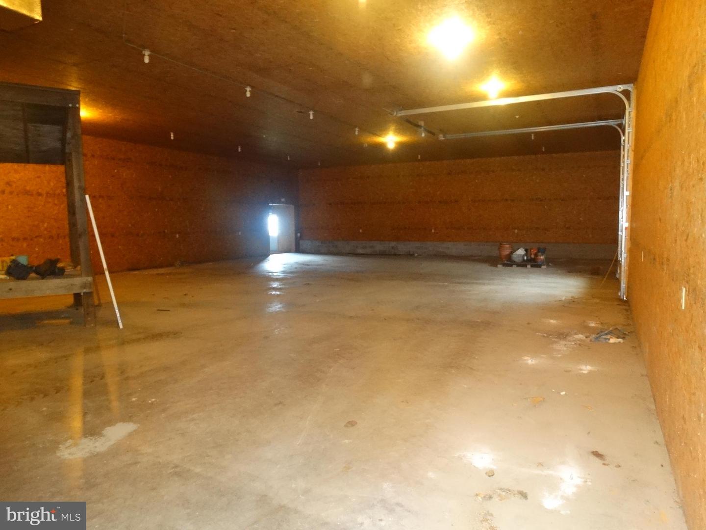 176 Thornton Property Photo 21