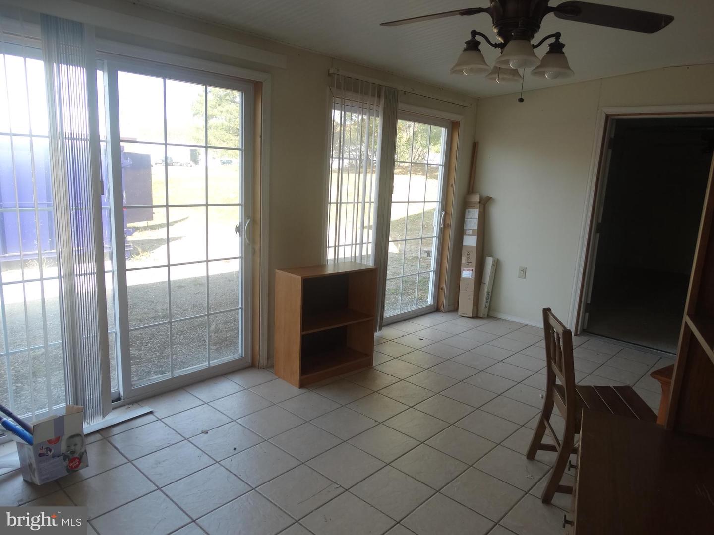 176 Thornton Property Photo 42
