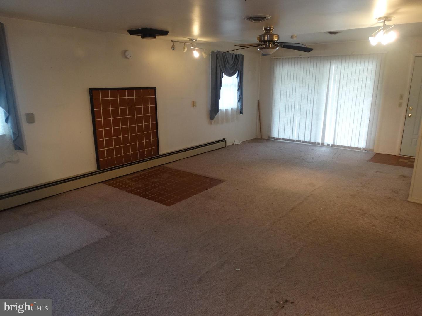 176 Thornton Property Photo 56