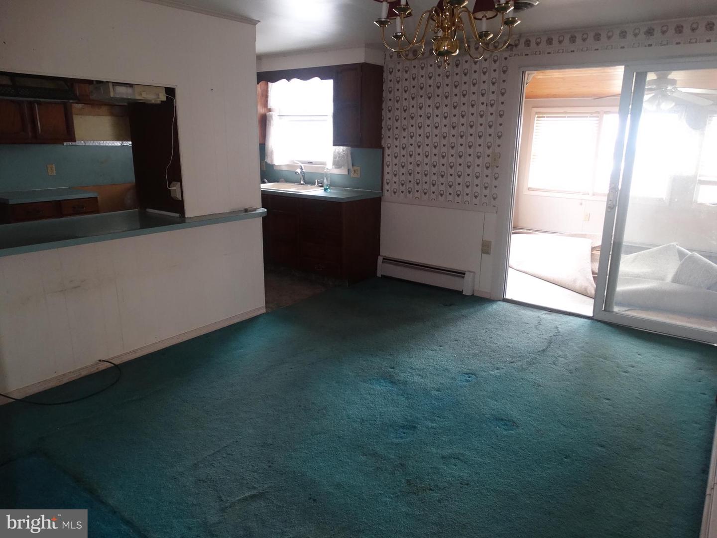 176 Thornton Property Photo 57