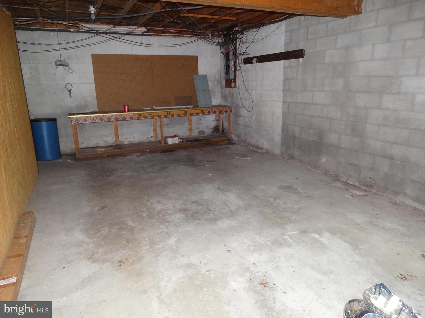 176 Thornton Property Photo 66