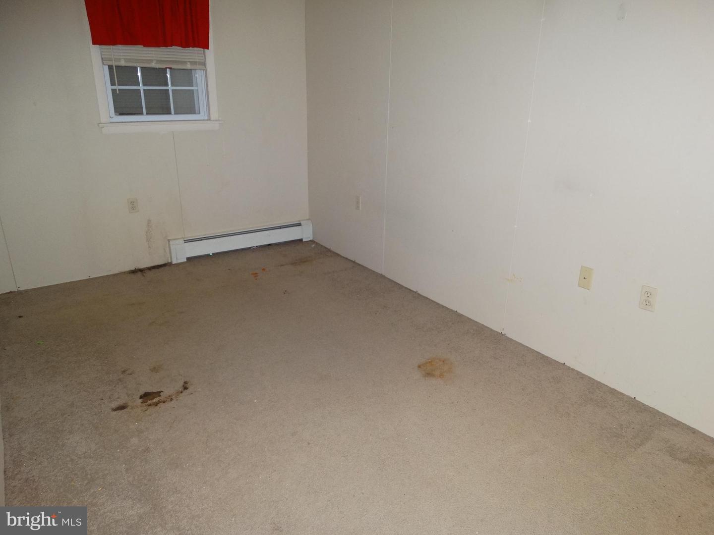 176 Thornton Property Photo 67