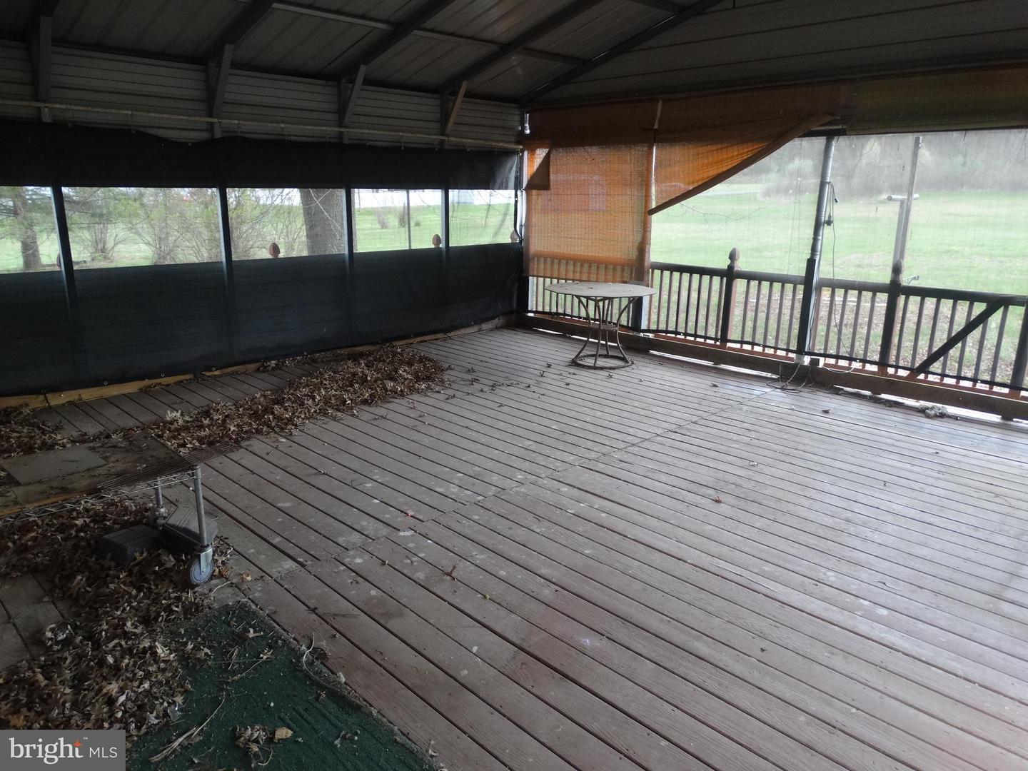 176 Thornton Property Photo 69