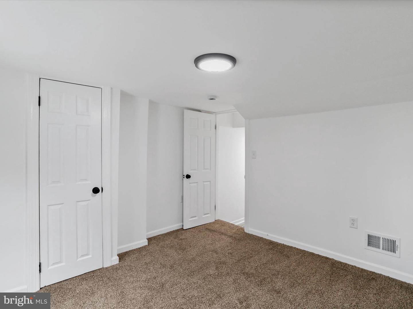 667 Thompson Rd Property Photo 22