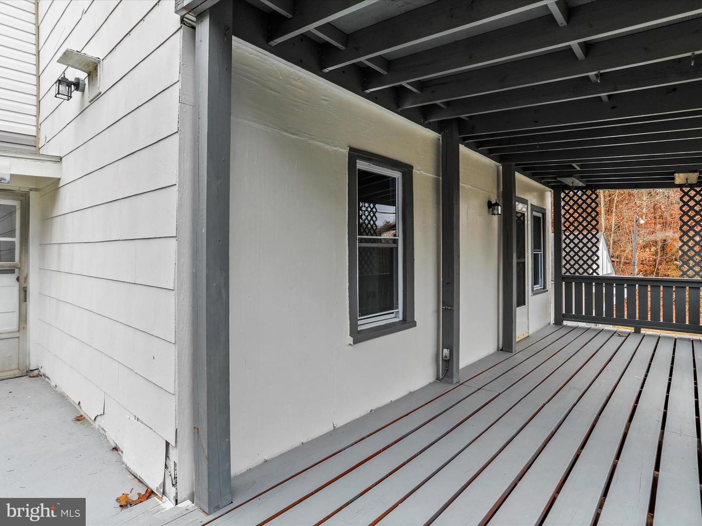 667 Thompson Rd Property Photo 24