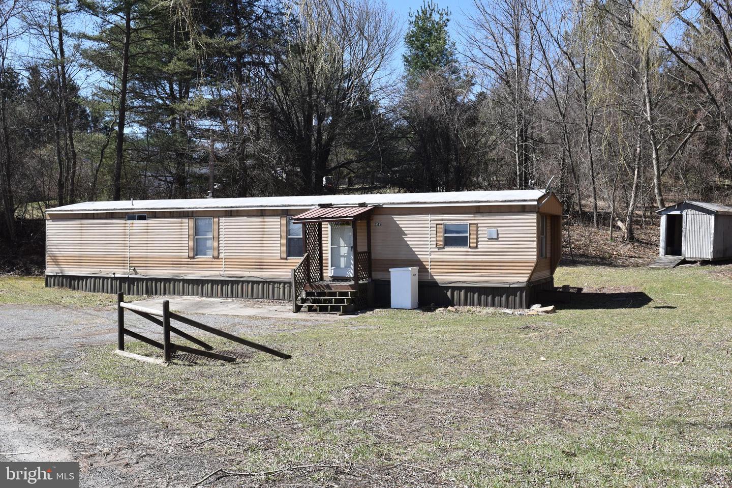 7593 Black Bear Property Photo