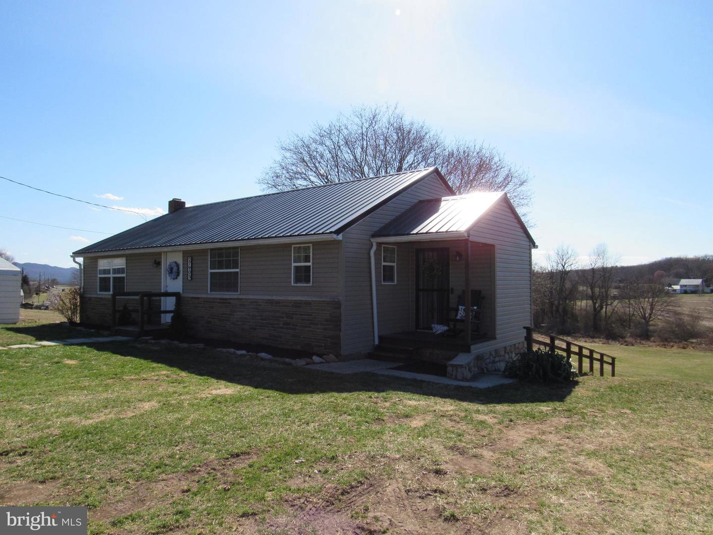 27905 Great Cove Road Property Photo 2