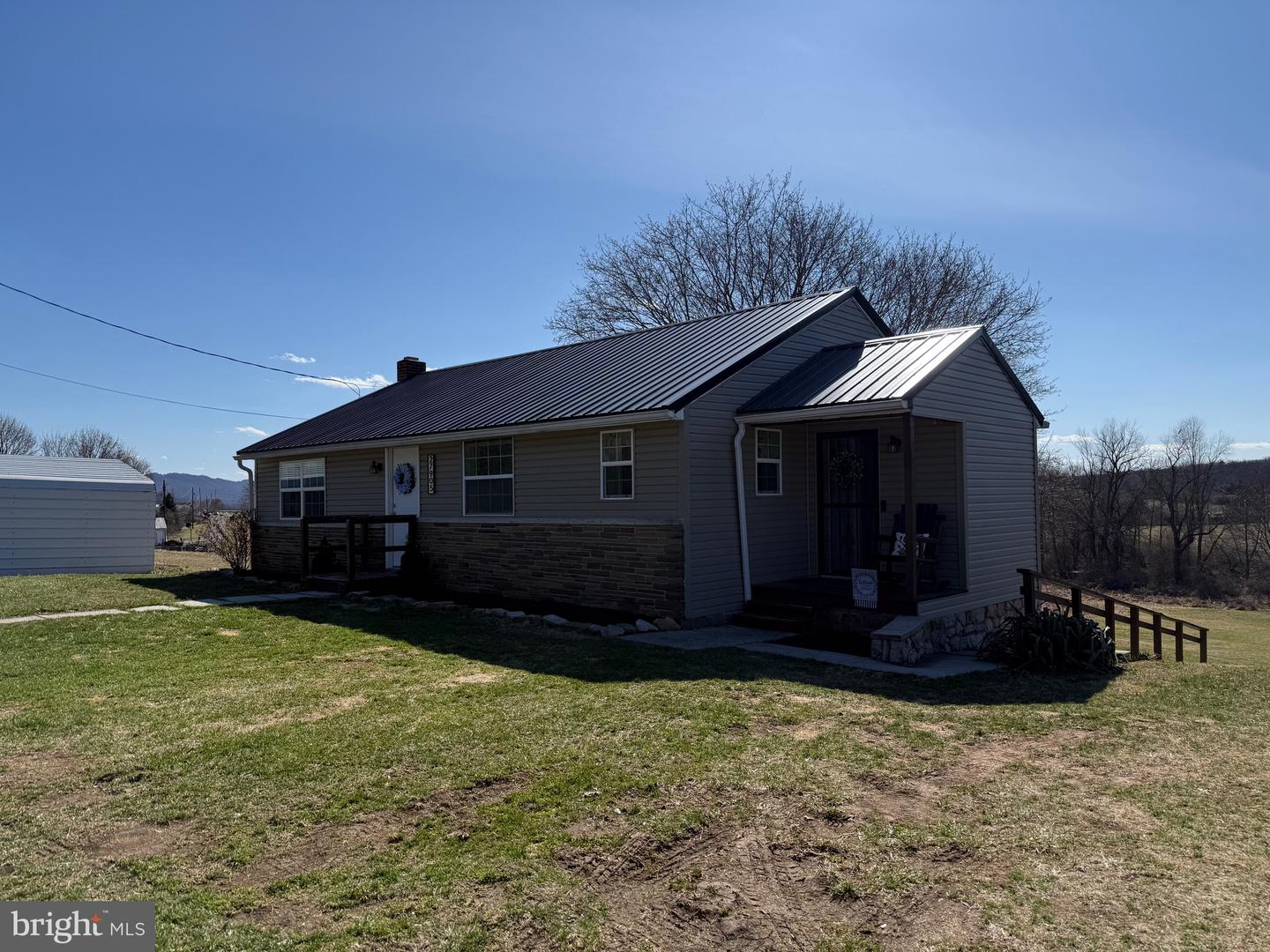 27905 Great Cove Road Property Photo 3
