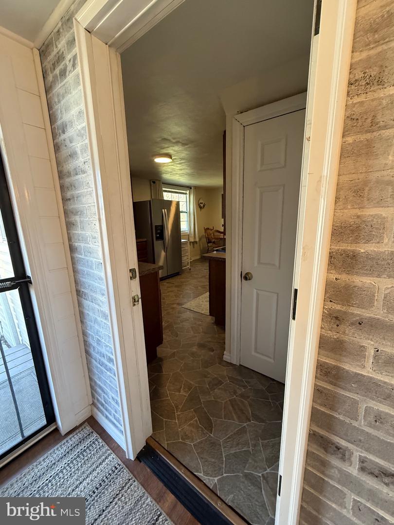 27905 Great Cove Road Property Photo 31