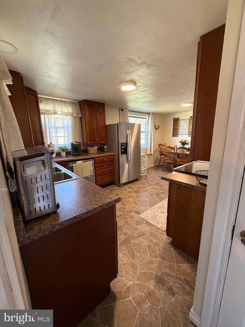 27905 Great Cove Road Property Photo 32