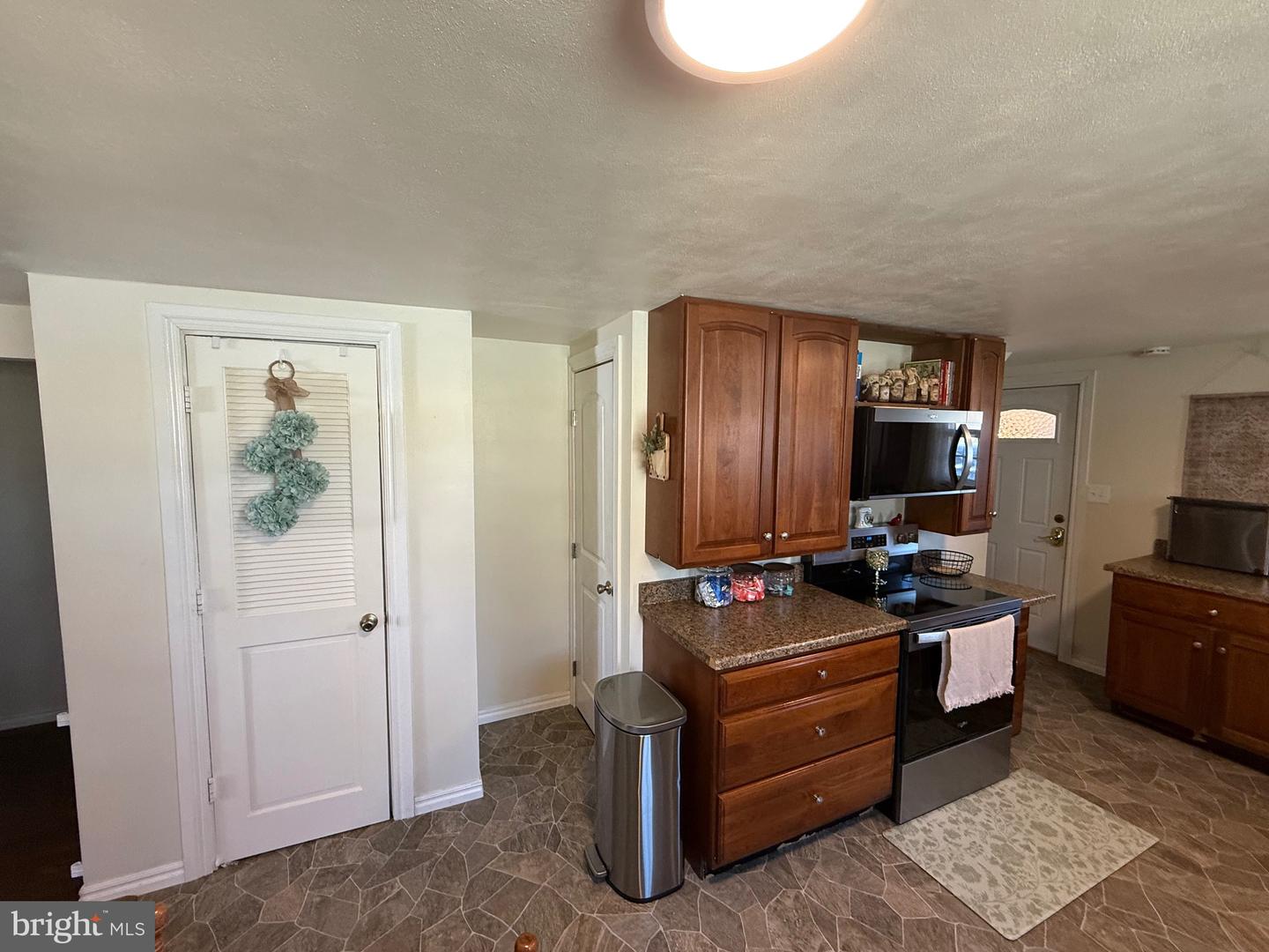 27905 Great Cove Road Property Photo 38