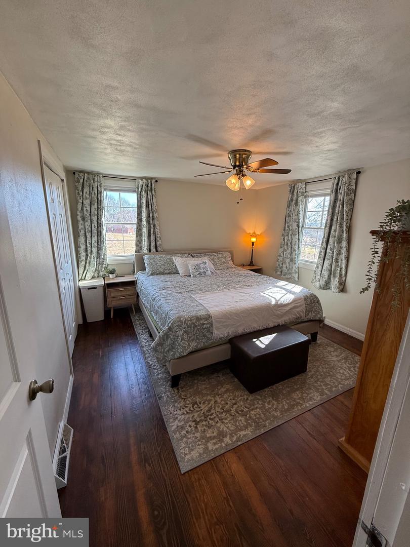 27905 Great Cove Road Property Photo 40