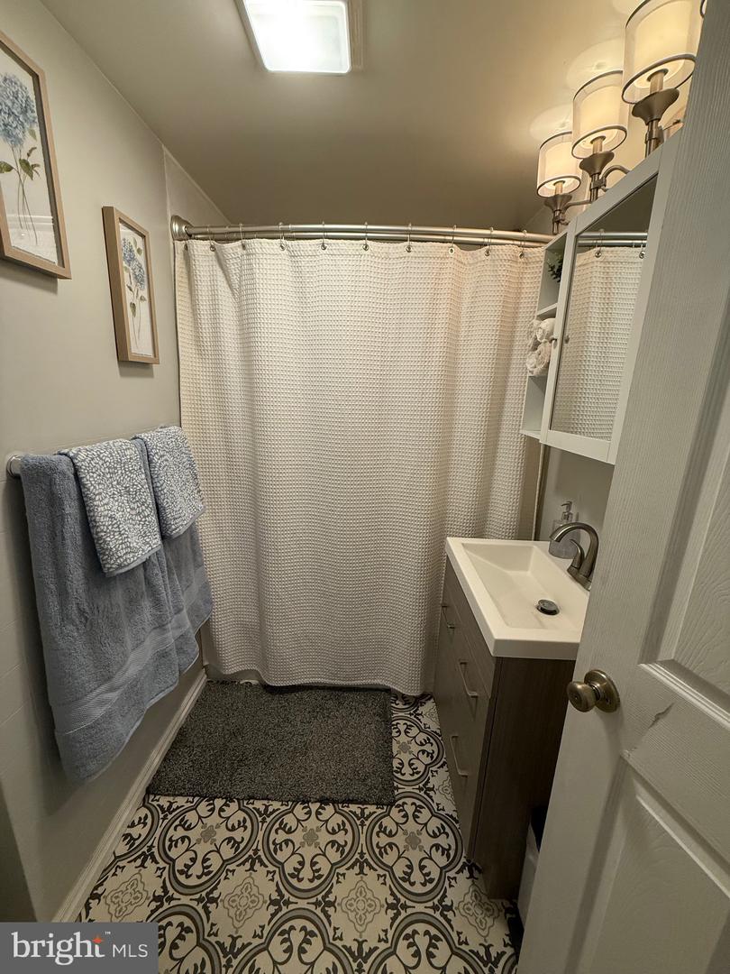 27905 Great Cove Road Property Photo 47