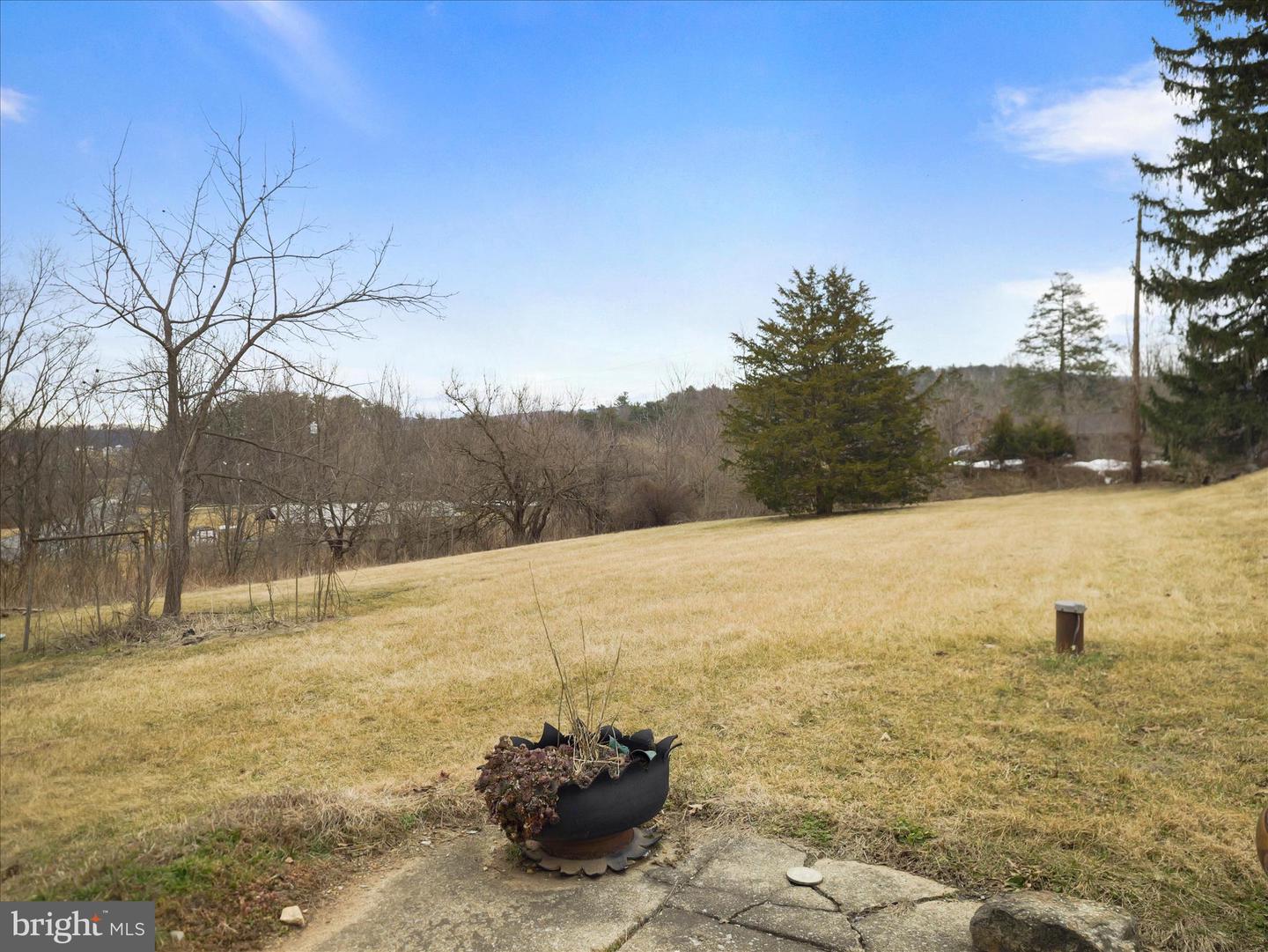 233 Grist Mill Rd Property Photo 17