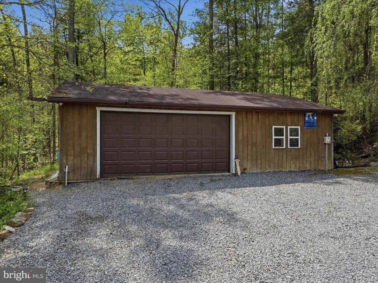 477 E Blackberry Ln Property Photo 8