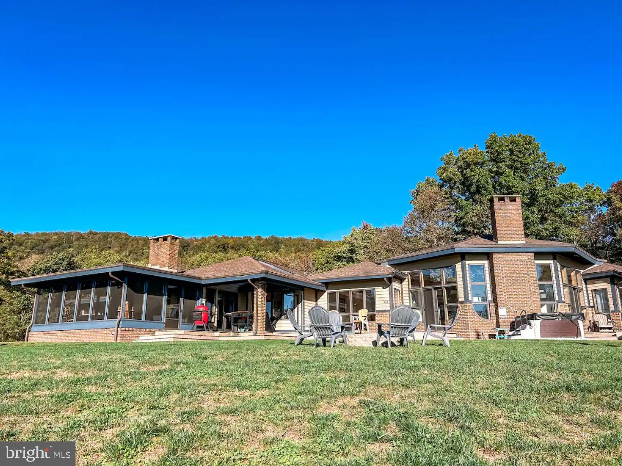 349 Lucas Rd Property Photo 4