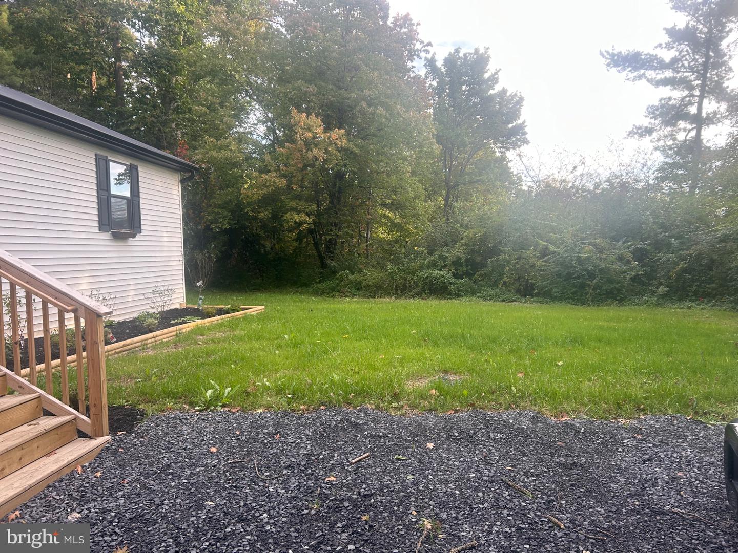 812 Lincoln Way W Property Photo 2