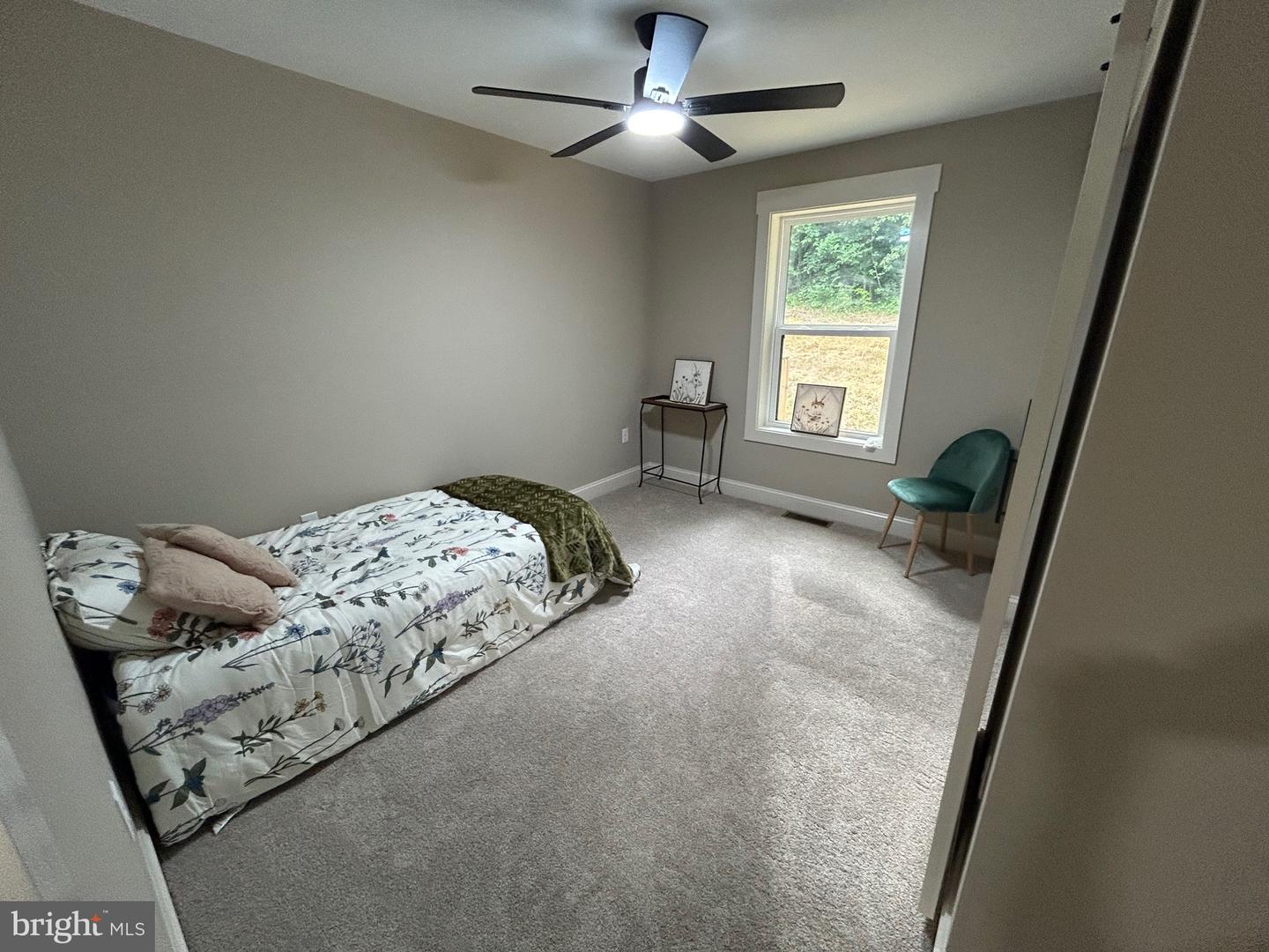 812 Lincoln Way W Property Photo 27