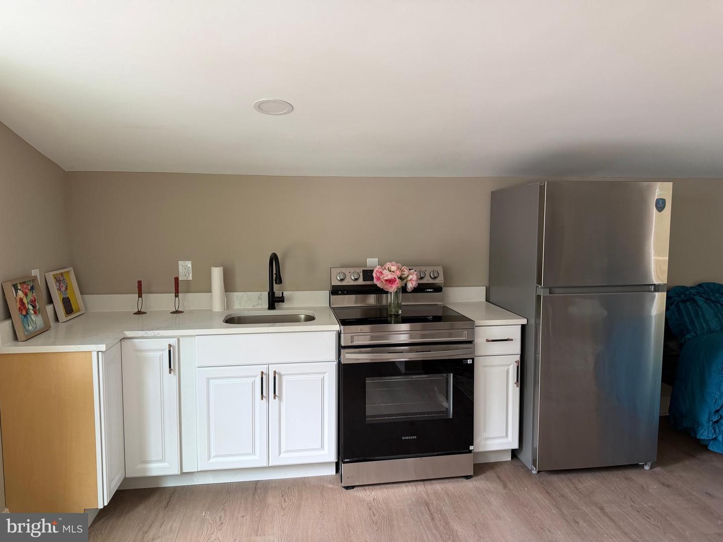 812 Lincoln Way W Property Photo 33