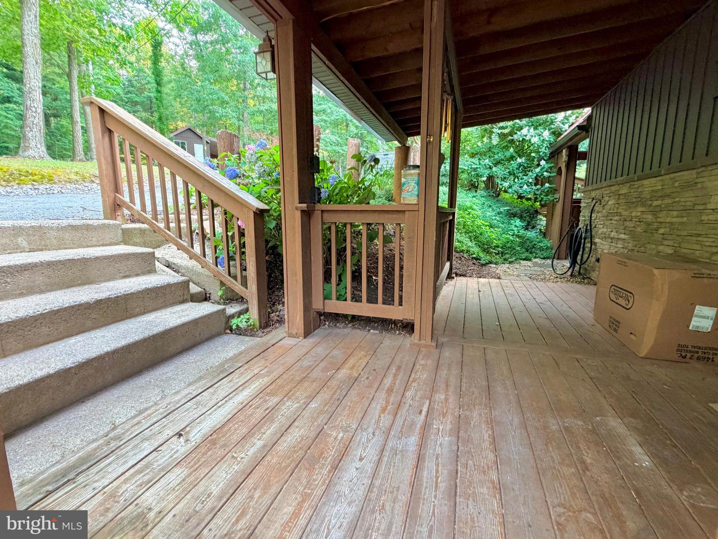 1249 Meadow Mountain Dr Property Photo 16