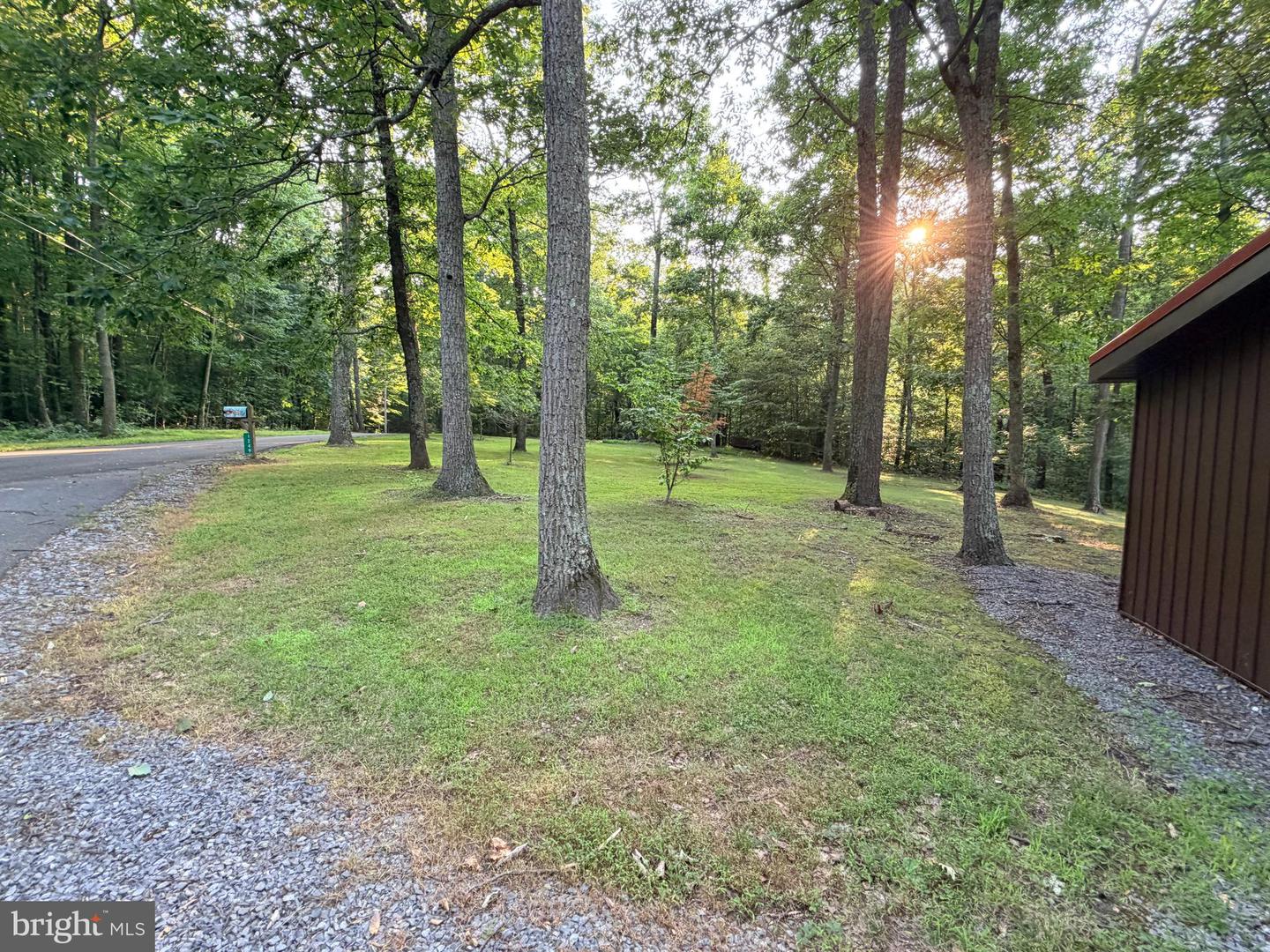 1249 Meadow Mountain Dr Property Photo 25