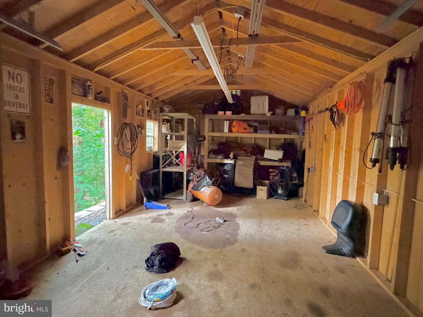 1249 Meadow Mountain Dr Property Photo 30