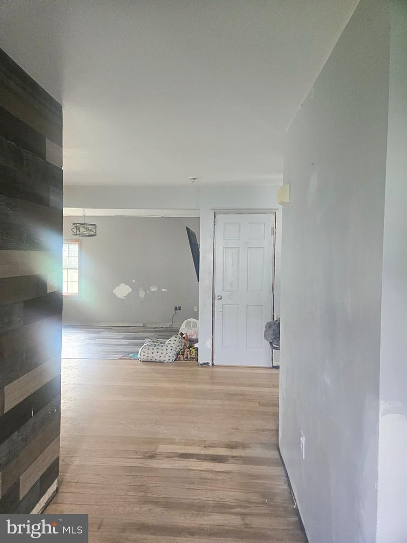 143 Tritle Dr Property Photo 3