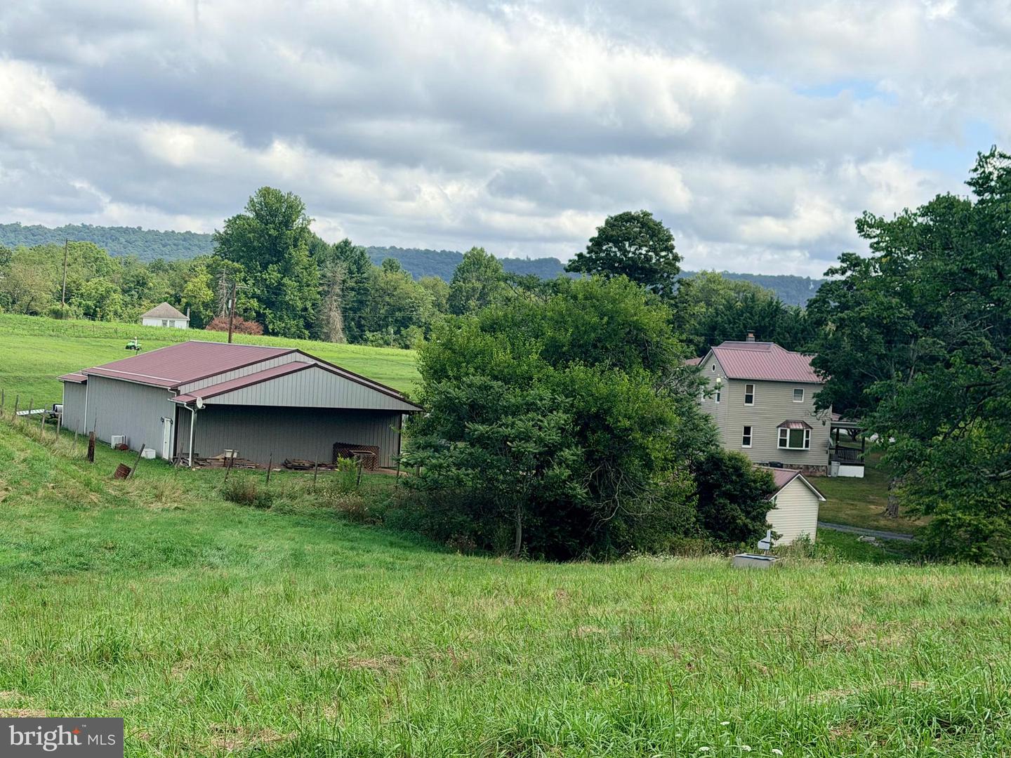 3985 Fairview Rd Property Photo 5