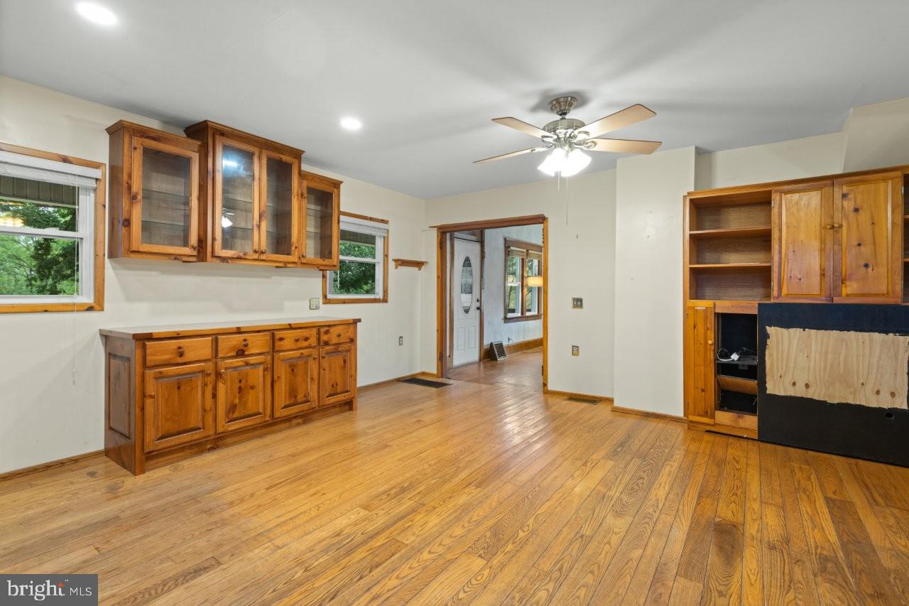 3985 Fairview Rd Property Photo 25